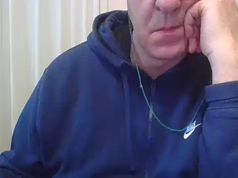 ANONIMO7735 online show from February 1, 2025, 5:18 am