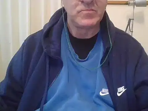 ANONIMO7735 online show from February 3, 2025, 5:40 am