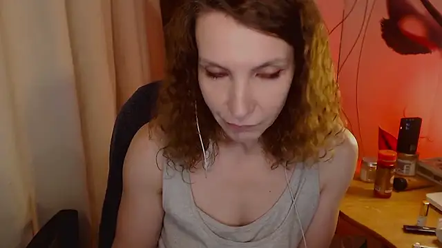 Snapshot of JohansonKatie chatting on January 20, 2025, 6:53 pm JohansonKatie online show from January 20, 2025, 6:53 pm