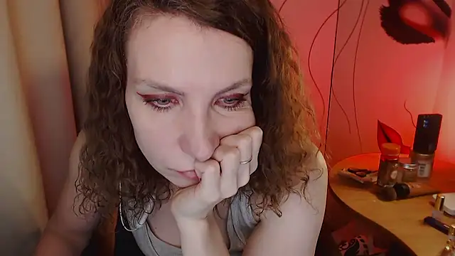 Snapshot of JohansonKatie chatting on January 21, 2025, 3:43 pm JohansonKatie online show from January 21, 2025, 3:43 pm