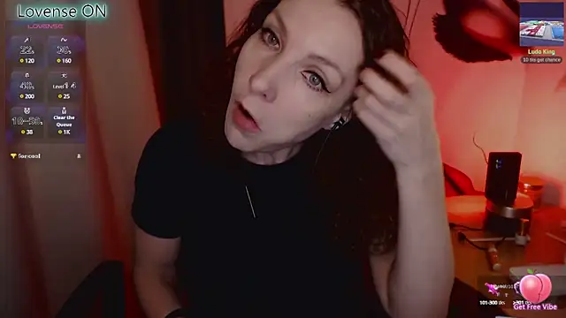 Snapshot of JohansonKatie chatting on March 1, 2025, 2:59 am JohansonKatie online show from March 1, 2025, 2:59 am