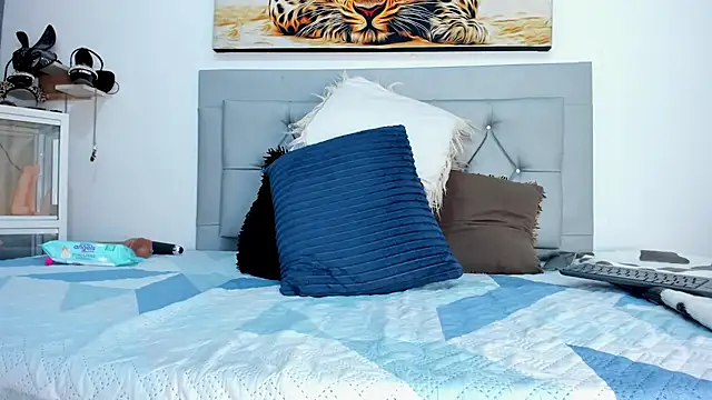 Snapshot of Idaly_Johnson chatting on January 10, 2025, 7:43 pm Idaly Johnson online show from January 10, 2025, 7:43 pm