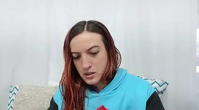 Snapshot of ninaa_fox chatting on February 14, 2025, 4:20 pm ninaa fox online show from February 14, 2025, 4:20 pm