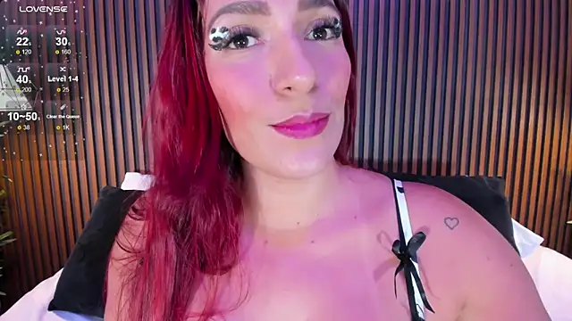 Snapshot of naughty_flower18 chatting on March 5, 2025, 10:43 pm naughty flower18 online show from March 5, 2025, 10:43 pm