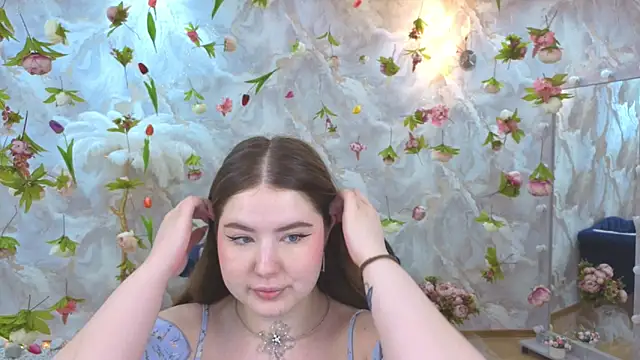 NicoleFoxery online show from March 30, 2026, 6:20 pm