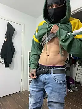 Prettyboiflaco online show from December 7, 2024, 1:36 am