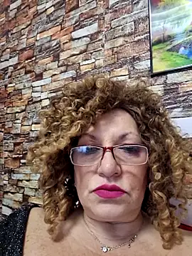 Hot Azaleea online show from December 20, 2025, 7:15 am