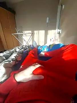 Snapshot of MlodyDres chatting on February 4, 2025, 1:48 pm MlodyDres online show from February 4, 2025, 1:48 pm