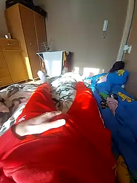 Snapshot of MlodyDres chatting on February 16, 2025, 1:16 pm MlodyDres online show from February 16, 2025, 1:16 pm