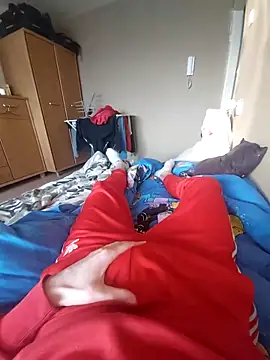 Snapshot of MlodyDres chatting on February 20, 2025, 3:19 pm MlodyDres online show from February 20, 2025, 3:19 pm