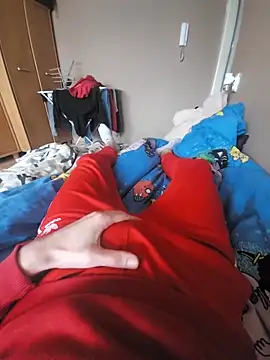 Snapshot of MlodyDres chatting on February 21, 2025, 7:12 am MlodyDres online show from February 21, 2025, 7:12 am