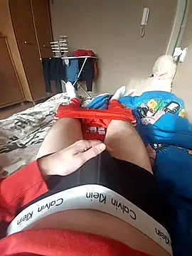 Snapshot of MlodyDres chatting on March 5, 2025, 2:34 pm MlodyDres online show from March 5, 2025, 2:34 pm