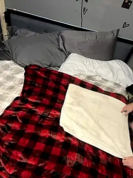 Snapshot of mirandamark2020 chatting on January 7, 2026, 11:51 pm mirandamark2020 online show from January 7, 2026, 11:51 pm