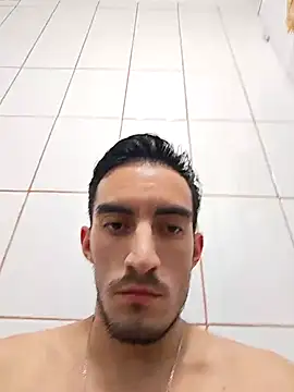 TommyMomentum online show from December 2, 2025, 8:15 pm