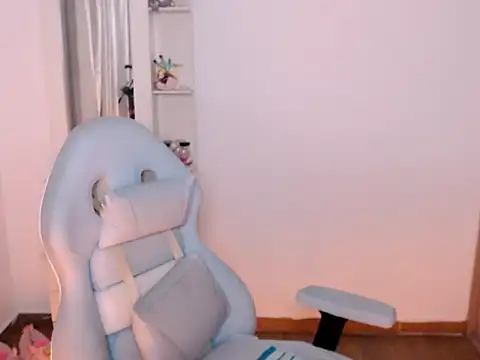 BOREAL MOON online show from April 6, 2026, 2:31 am