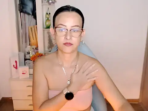 Snapshot of BOREAL_MOON chatting on June 25, 2026, 2:11 am BOREAL MOON online show from June 25, 2026, 2:11 am