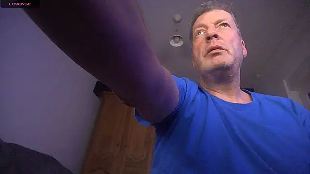 Snapshot of iliebetights chatting on November 21, 2025, 8:51 pm iliebetights online show from November 21, 2025, 8:51 pm