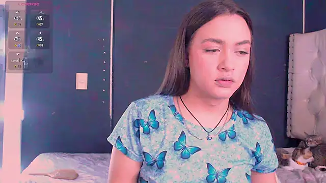 Snapshot of valen_thompson chatting on December 11, 2024, 4:07 am valen thompson online show from December 11, 2024, 4:07 am