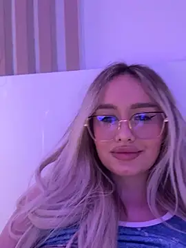 mollyxxx online show from January 11, 2025, 9:47 am