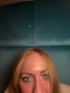 RockQueen A online show from December 17, 2024, 5:58 pm
