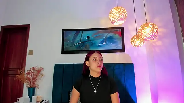 Snapshot of JupiteFox chatting on January 7, 2025, 11:48 am JupiteFox online show from January 7, 2025, 11:48 am