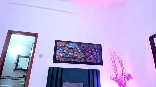 Snapshot of JupiteFox chatting on January 13, 2025, 5:44 pm JupiteFox online show from January 13, 2025, 5:44 pm