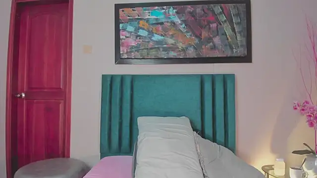 Snapshot of JupiteFox chatting on September 13, 2025, 11:59 pm JupiteFox online show from September 13, 2025, 11:59 pm