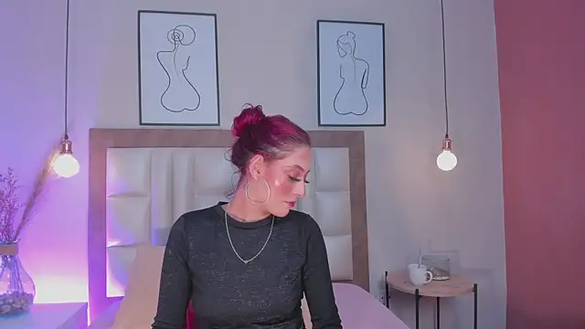 Snapshot of JupiteFox chatting on November 11, 2025, 12:43 am JupiteFox online show from November 11, 2025, 12:43 am