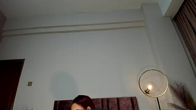 JupiteFox online show from April 14, 2026, 12:49 am