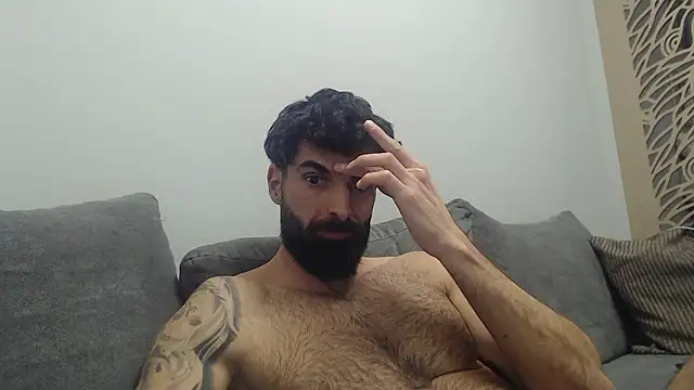 Verycutex online show from February 12, 2026, 8:04 pm