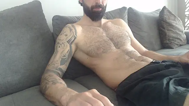 Verycutex online show from April 15, 2026, 5:58 am