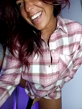 allyson22andy online show from December 6, 2024, 7:12 pm