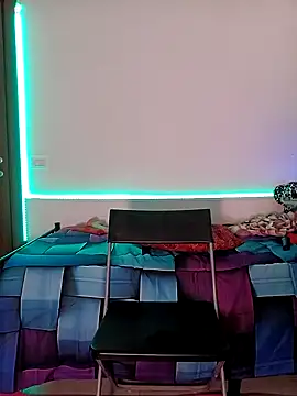 allyson22andy online show from January 25, 2025, 9:35 pm