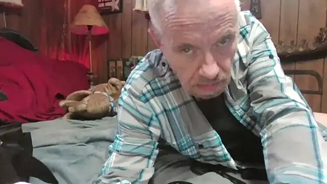 Makowboy online show from March 22, 2025, 9:42 pm