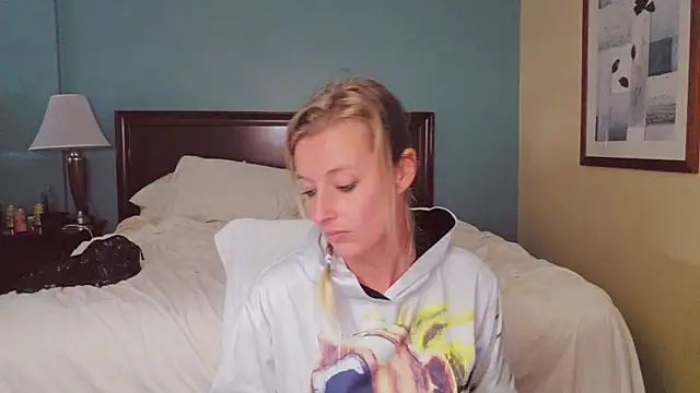 AsiaGoesPro online show from September 30, 2025, 4:12 pm