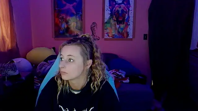 AsiaGoesPro online show from January 13, 2026, 7:41 pm