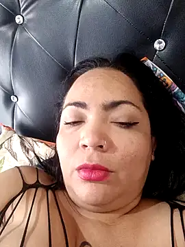 NIKOLE1301 online show from January 11, 2025, 5:51 pm