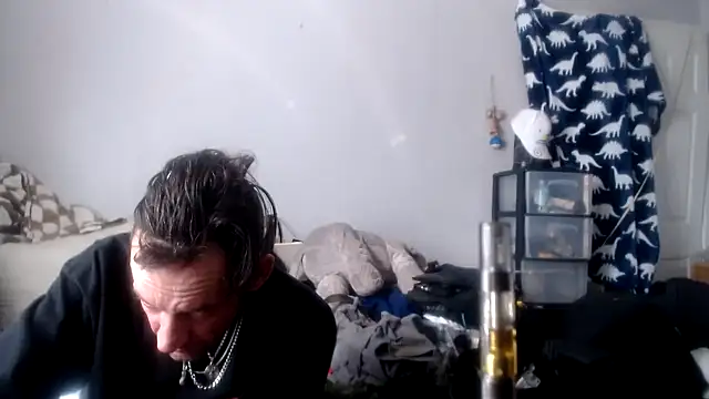 lickthecat online show from October 10, 2025, 9:47 pm