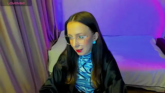 CurlySteph online show from February 15, 2026, 6:04 pm