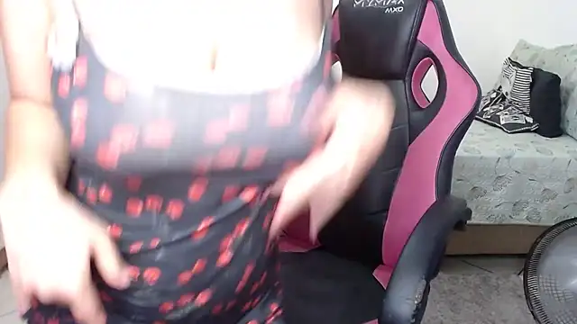 bustycarly online show from February 21, 2025, 11:43 pm