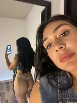 LaanaCooper online show from March 7, 2025, 3:49 pm