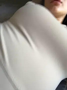 LaanaCooper online show from October 7, 2025, 8:39 pm