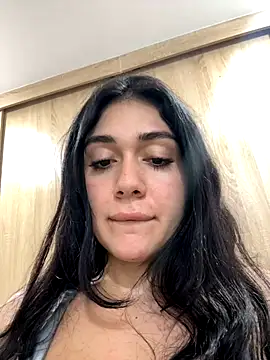 LaanaCooper online show from November 9, 2025, 12:09 am