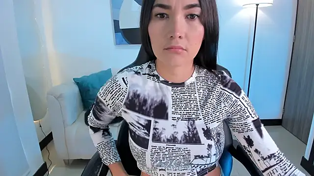 SaraParker  online show from March 6, 2026, 1:40 pm