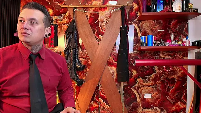 boy n girl online show from September 26, 2025, 2:21 pm