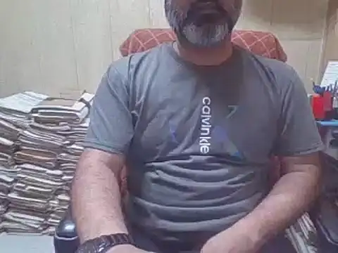 hairymaster95 online show from October 19, 2025, 6:36 am