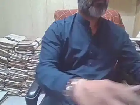 hairymaster95 online show from October 28, 2025, 3:54 am