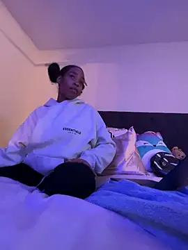 Cum2Charm online show from January 4, 2025, 5:16 am