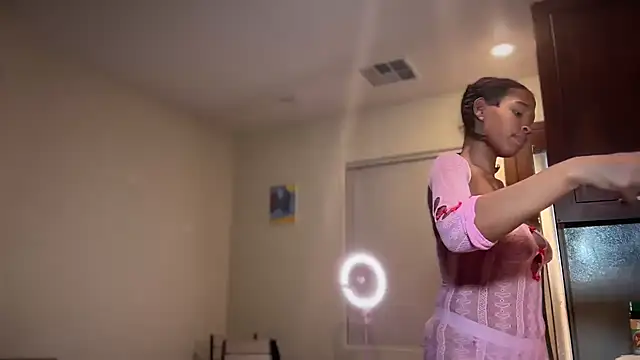 Cum2Charm online show from January 8, 2026, 5:21 am