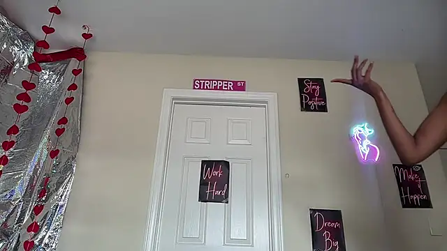 Cum2Charm online show from February 16, 2026, 5:42 pm